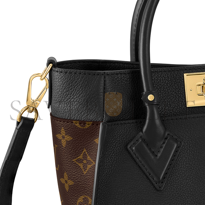 LOUIS VUITTON ON MY SIDE PM M57728 (25*20*12cm) LOUIS VUITTON ON MY SIDE PM M57728 (25*20*12cm)